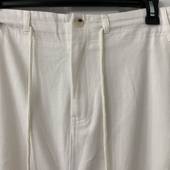 Size Large Pure White 100% Cotton Skirt with Center Split - Picture 4 of 8